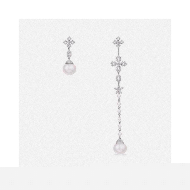 Apm Earrings